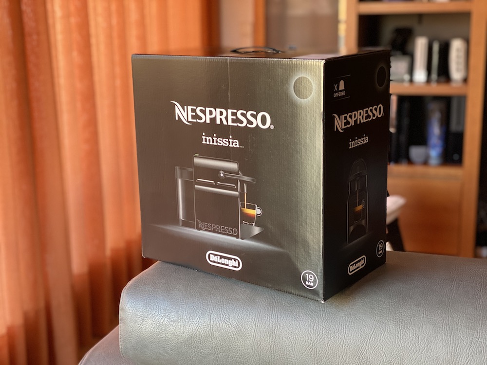 Caja cafetera Nespresso Inissia De'Longhi